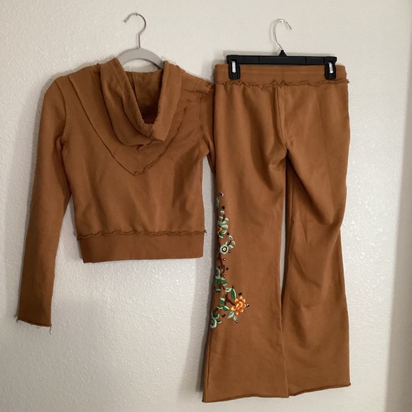 Miss Me‎ Brown Hoodie & Flare Pants Set Parrot Embroidery Y2K Aesthetic - Picture 7 of 14